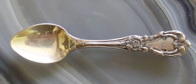 Spoon Pin
