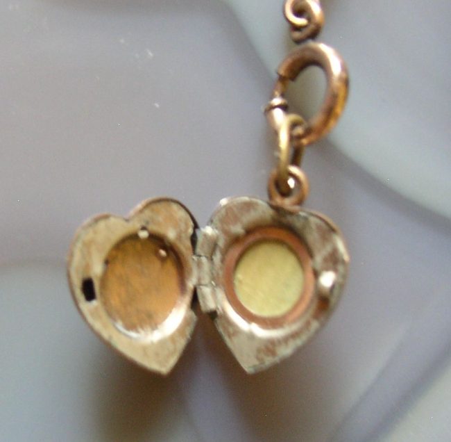 Double Albert chain