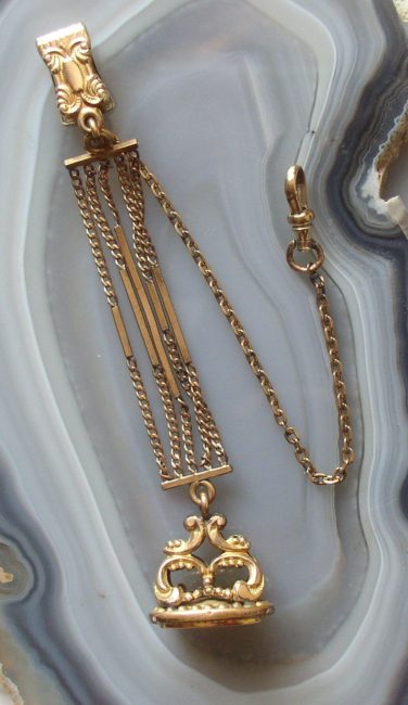 Chain with wax seal