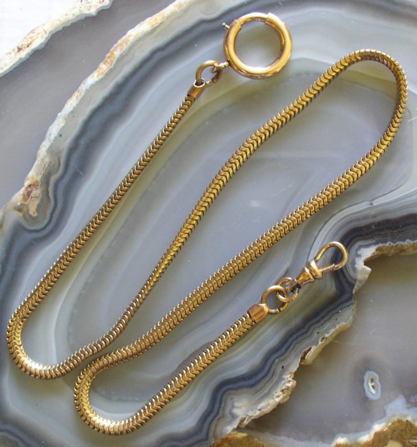 Snake style chain