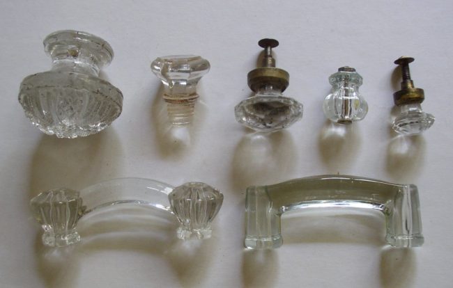 glass pulls