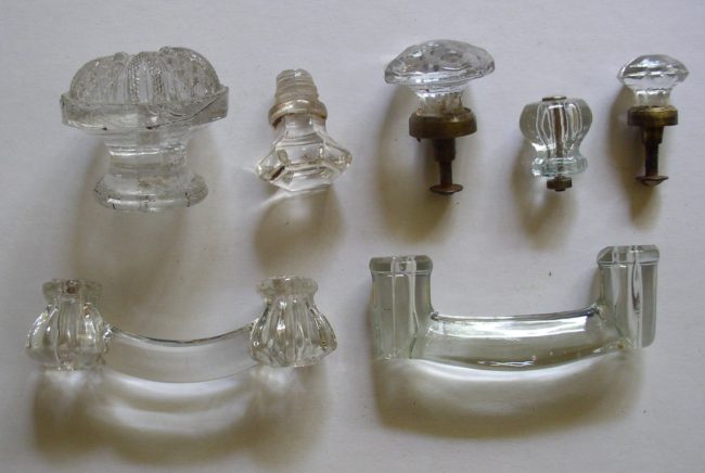 glass pulls