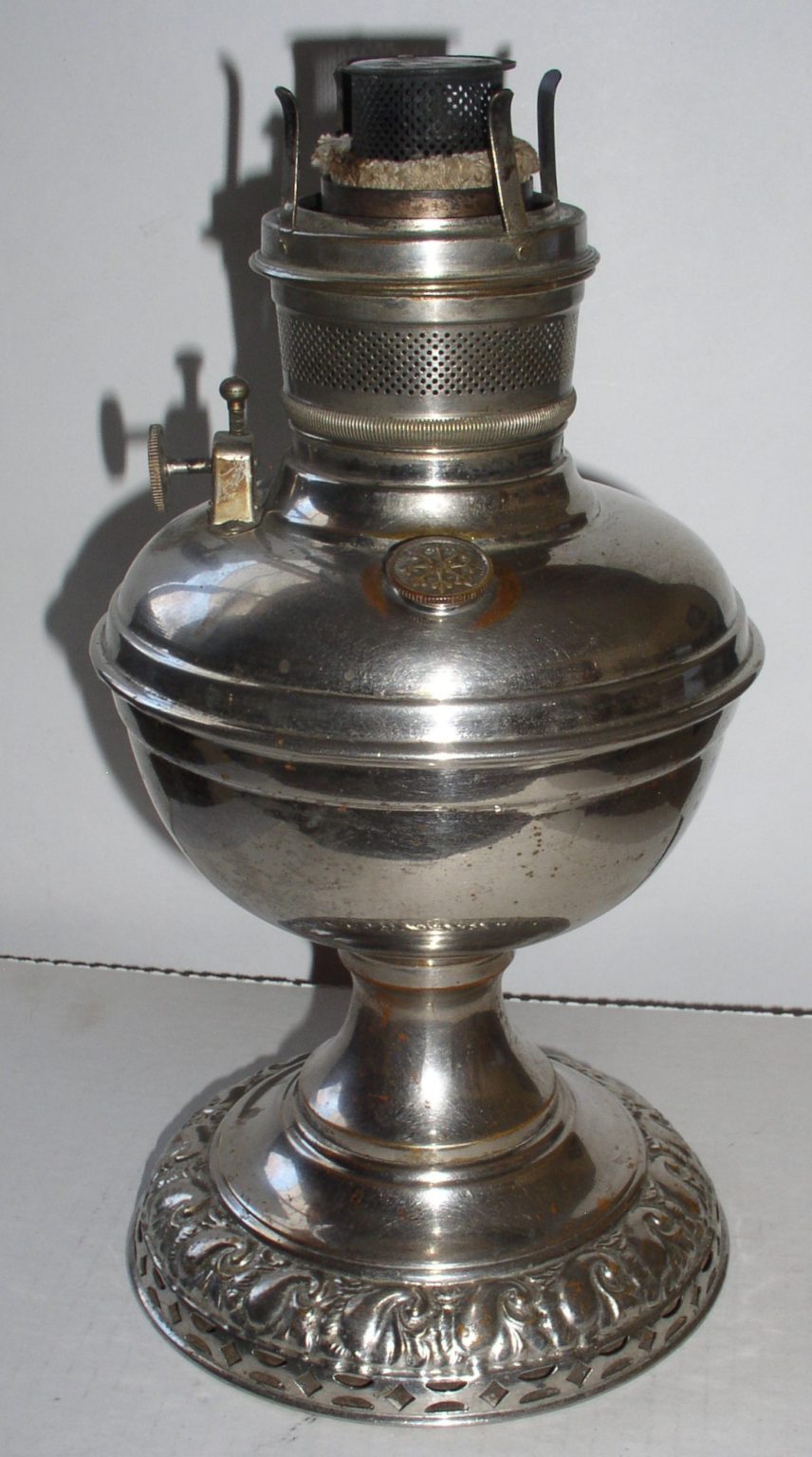 Antique Plume & Atwood P&A Royal Center Draft Kerosene Oil Lamp ...