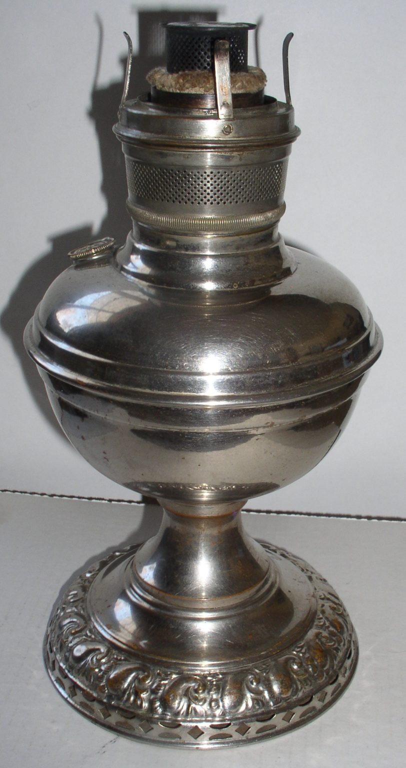 Antique Plume & Atwood P&A Royal Center Draft Kerosene Oil Lamp ...