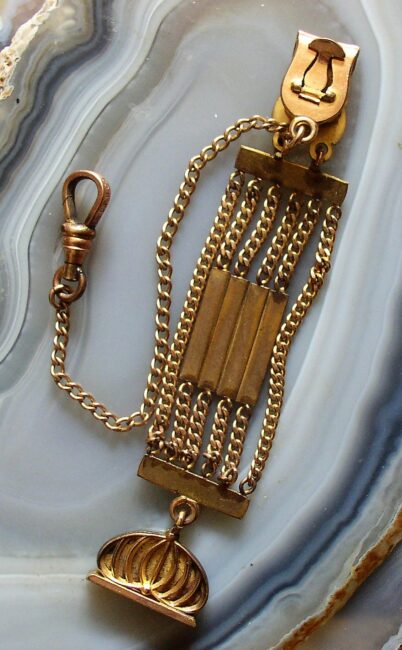 vest clip chain